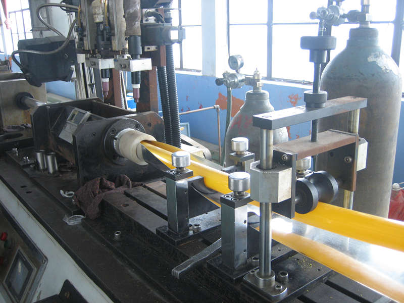 ທໍ່ອາລູມິນຽມ Extrusion Line