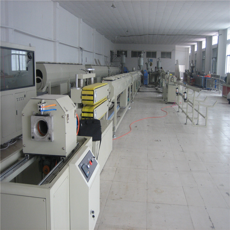 ເຄື່ອງຈັກ Extruder ທໍ່ສາມຊັ້ນ PPR / PE
